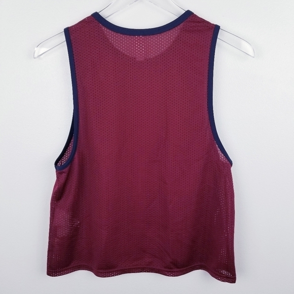 Women's Under Armour Playback Retro Mesh Tank Top NWT - Picture 4 of 9
